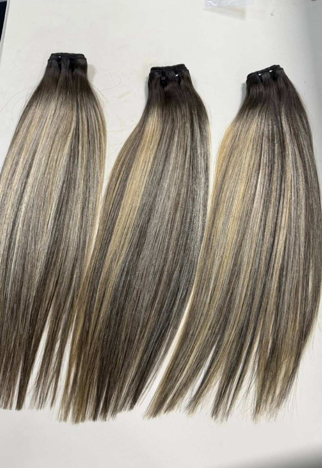 Balayage bundle deal in shade #2/10/24 Tri-Color Blonde