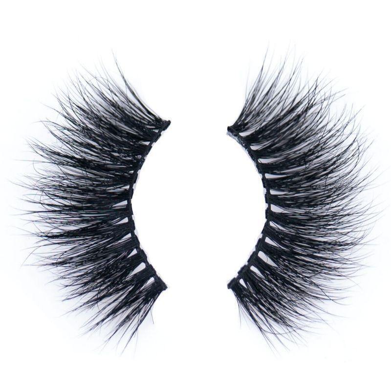 Luxurious 5D mink lashes with a voluminous, layered effect for a dramatic and fuller look. - Nikki Smith Collection