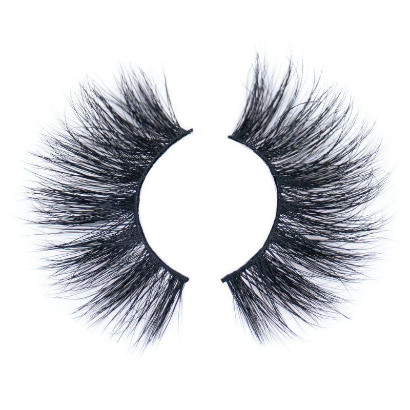 Luxurious 5D mink lashes with a voluminous, layered effect for a dramatic and fuller look. - Nikki Smith Collection