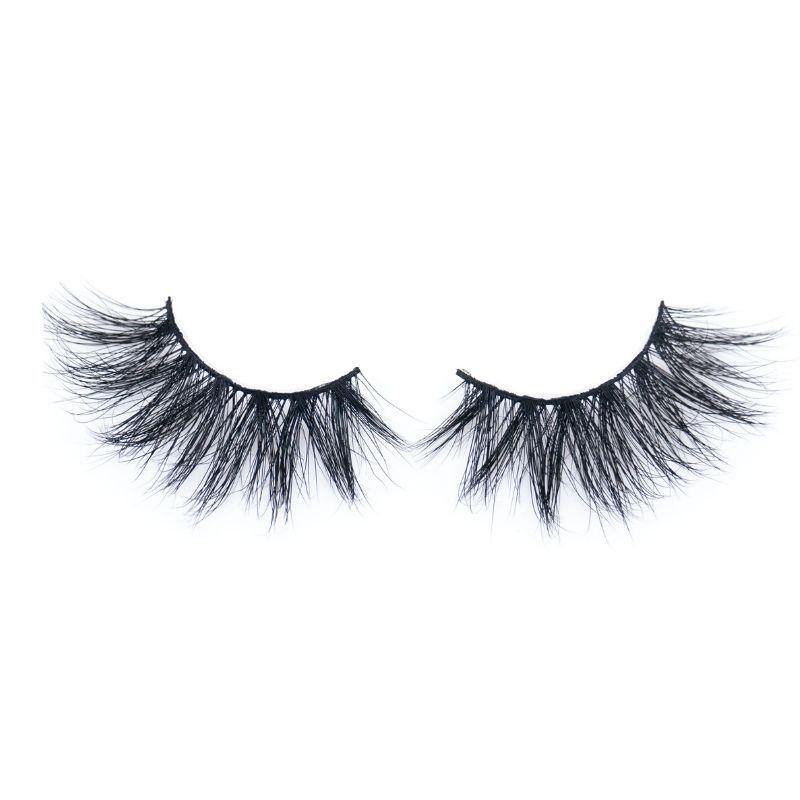 Luxurious 5D mink lashes with a voluminous, layered effect for a dramatic and fuller look. - Nikki Smith Collection