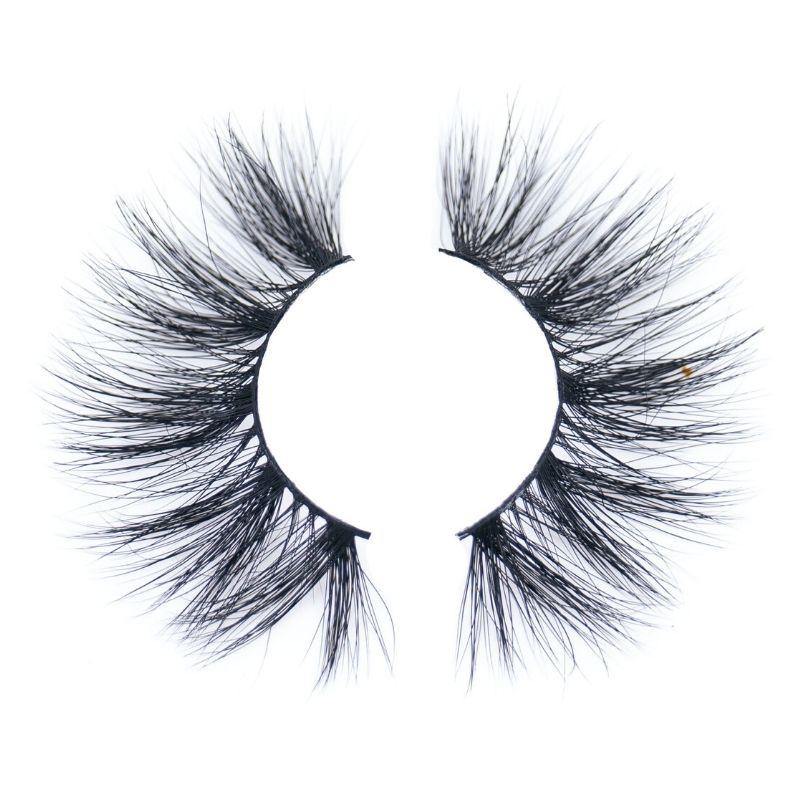 Luxurious 5D mink lashes with a voluminous, layered effect for a dramatic and fuller look. - Nikki Smith Collection