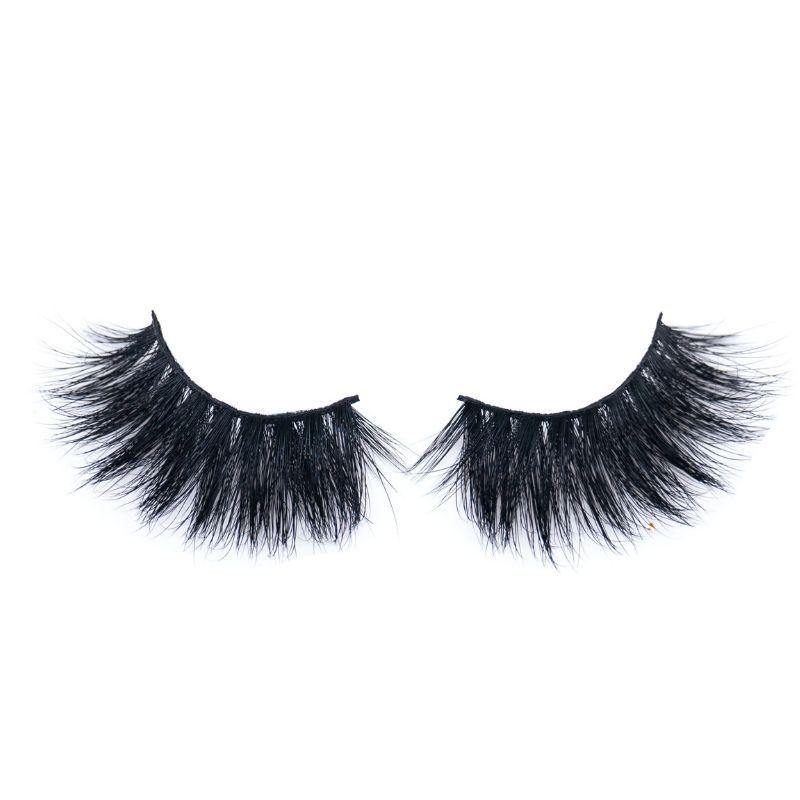 Luxurious 5D mink lashes with a voluminous, layered effect for a dramatic and fuller look. - Nikki Smith Collection