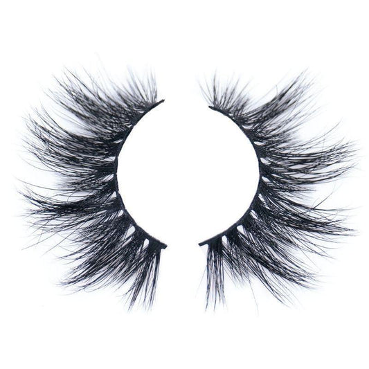 Luxurious 5D mink lashes with a voluminous, layered effect for a dramatic and fuller look. - Nikki Smith Collection