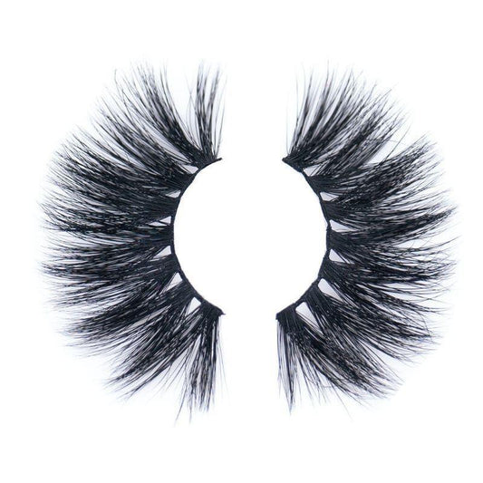 Luxurious 5D mink lashes with a voluminous, layered effect for a dramatic and fuller look. - Nikki Smith Collection