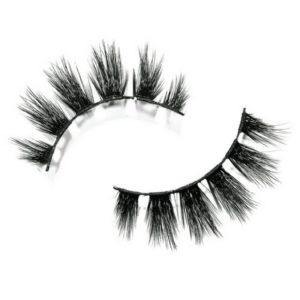 3D lashes from Nikki Smith Hair Collection, offering voluminous, fluttery lashes with a natural, layered look for a dramatic yet elegant eye enhancement.