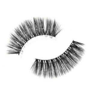 3D lashes from Nikki Smith Hair Collection, offering voluminous, fluttery lashes with a natural, layered look for a dramatic yet elegant eye enhancement.