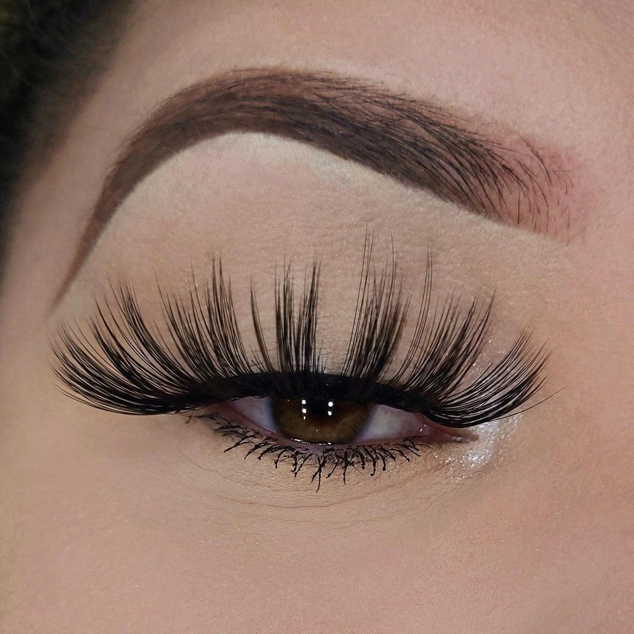 Luxurious 5D mink lashes with a voluminous, layered effect for a dramatic and fuller look. - Nikki Smith Collection