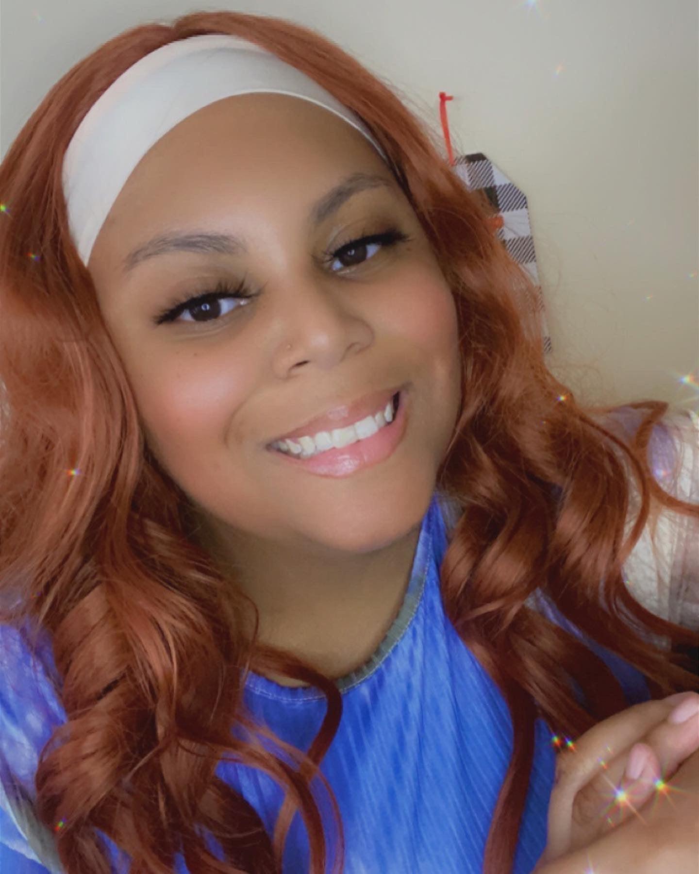 3D lashes from Nikki Smith Hair Collection, offering voluminous, fluttery lashes with a natural, layered look for a dramatic yet elegant eye enhancement.